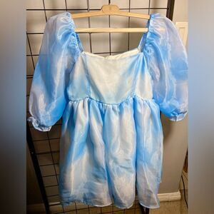 Unbranded women’s puff sleeve square neck babydoll party dress in sky blue NWOT